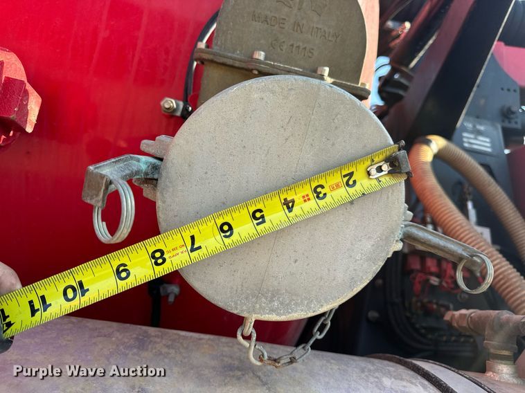 image for item DV1933 2004 Sterling L7500 sewer jetter truck