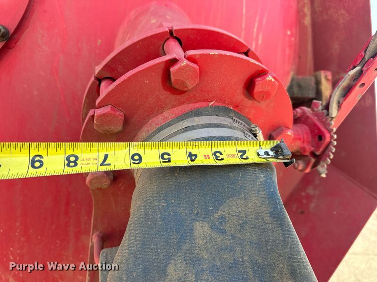 image for item DV1933 2004 Sterling L7500 sewer jetter truck