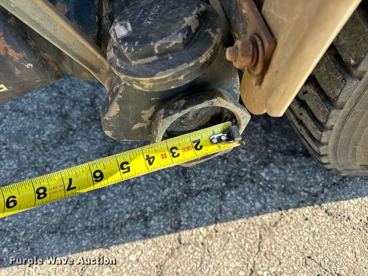 image for item DV1933 2004 Sterling L7500 sewer jetter truck