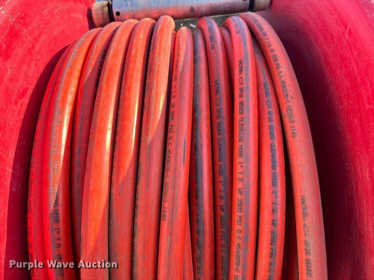 image for item DV1933 2004 Sterling L7500 sewer jetter truck