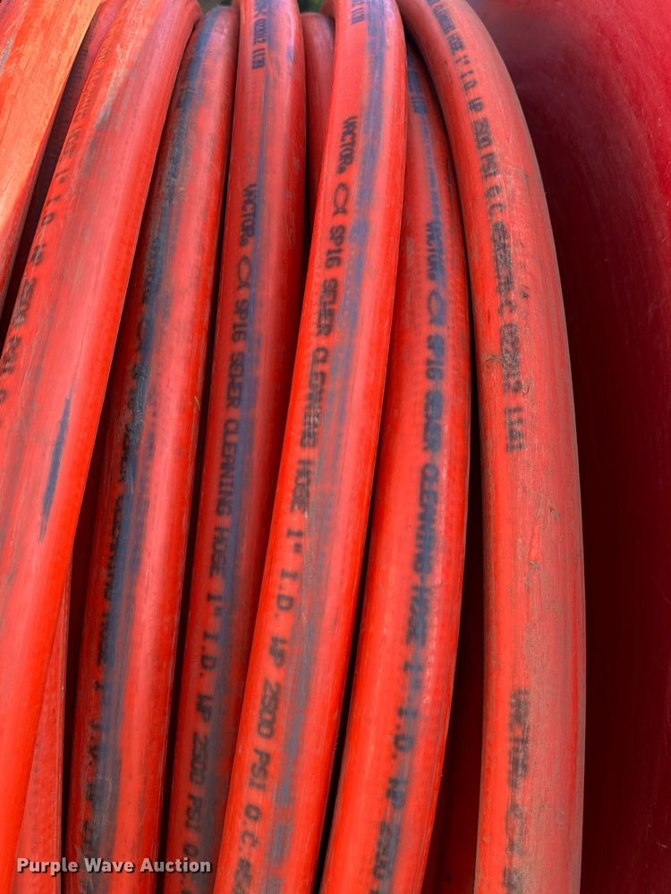 image for item DV1933 2004 Sterling L7500 sewer jetter truck