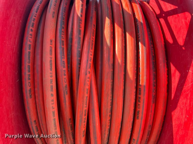 image for item DV1933 2004 Sterling L7500 sewer jetter truck