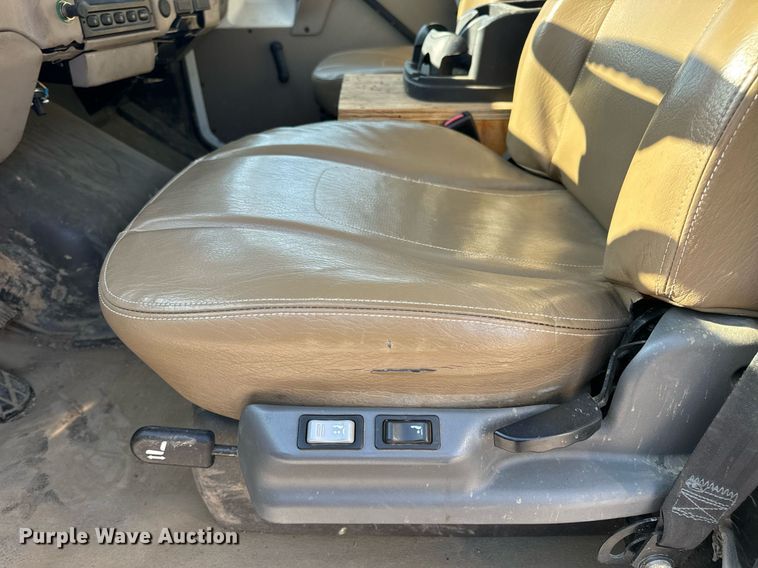 image for item DV1933 2004 Sterling L7500 sewer jetter truck