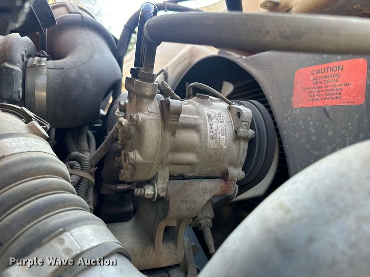 image for item DV1933 2004 Sterling L7500 sewer jetter truck