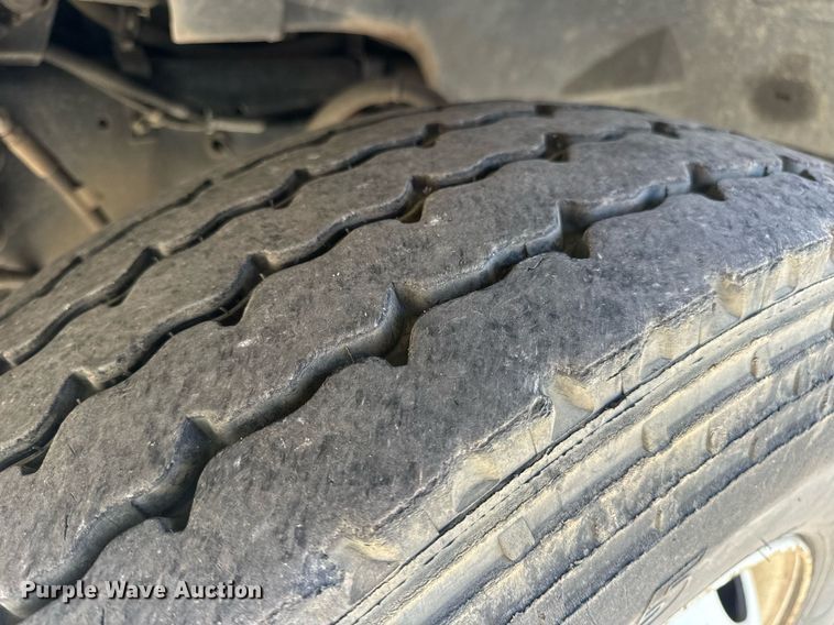 image for item DV1933 2004 Sterling L7500 sewer jetter truck