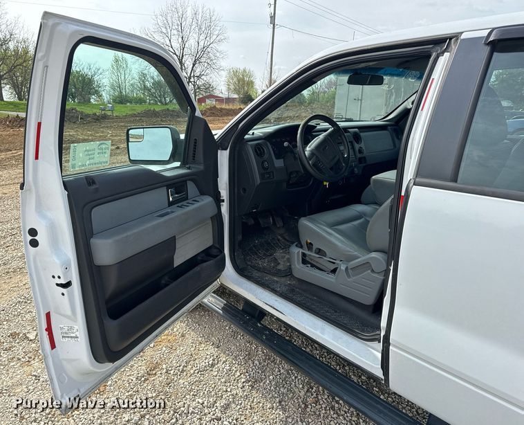 image for item DV1934 2013 Ford F150 XL SuperCab pickup truck