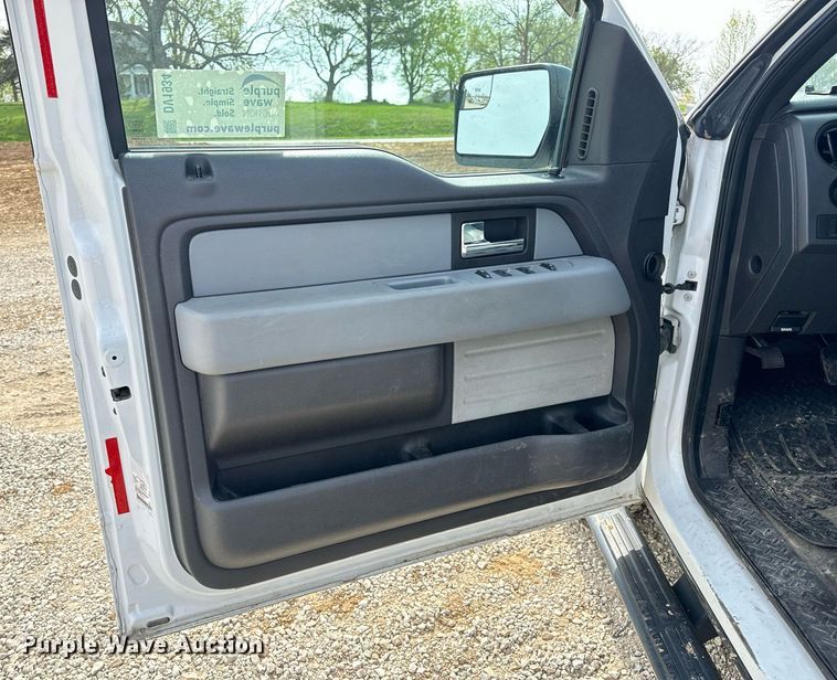 image for item DV1934 2013 Ford F150 XL SuperCab pickup truck