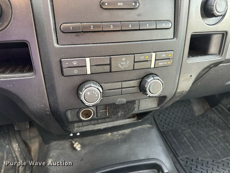 image for item DV1934 2013 Ford F150 XL SuperCab pickup truck