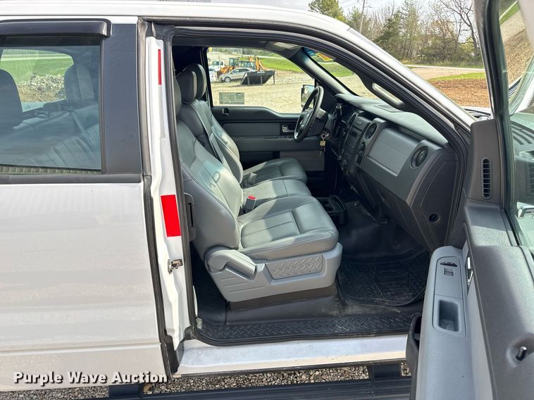 image for item DV1934 2013 Ford F150 XL SuperCab pickup truck