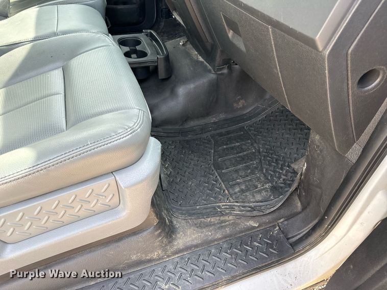 image for item DV1934 2013 Ford F150 XL SuperCab pickup truck