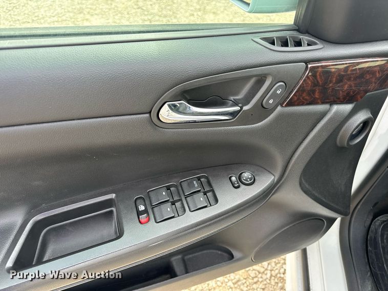 image for item DV1935 2016 Chevrolet Impala Limited 