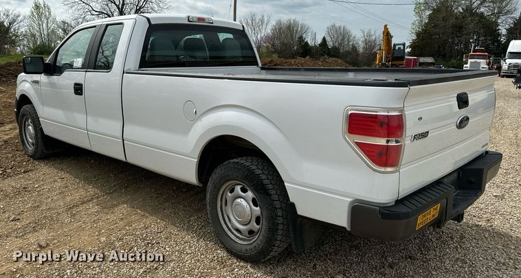 image for item DV1937 2014 Ford F150 XL SuperCab pickup truck