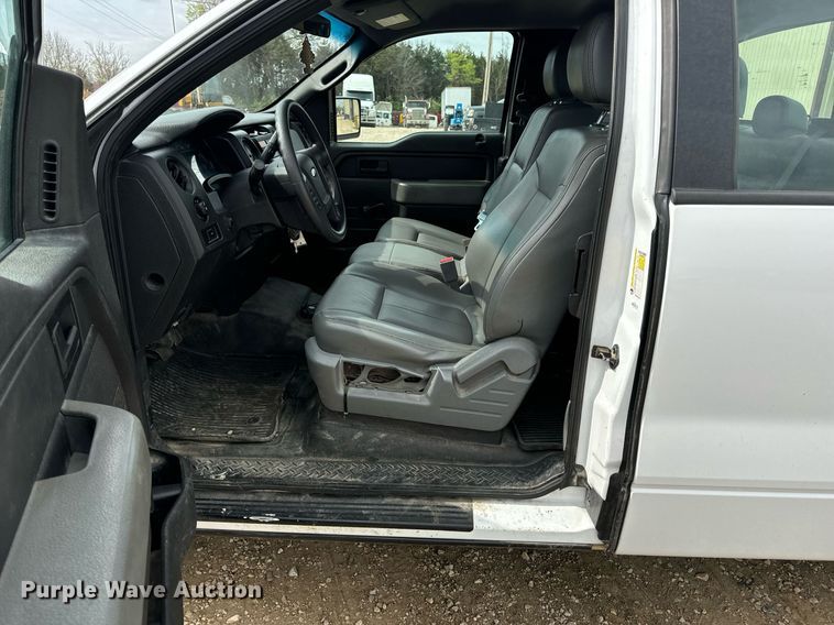 image for item DV1937 2014 Ford F150 XL SuperCab pickup truck