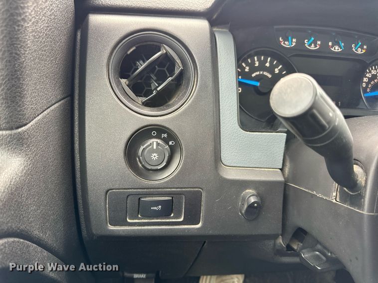 image for item DV1937 2014 Ford F150 XL SuperCab pickup truck