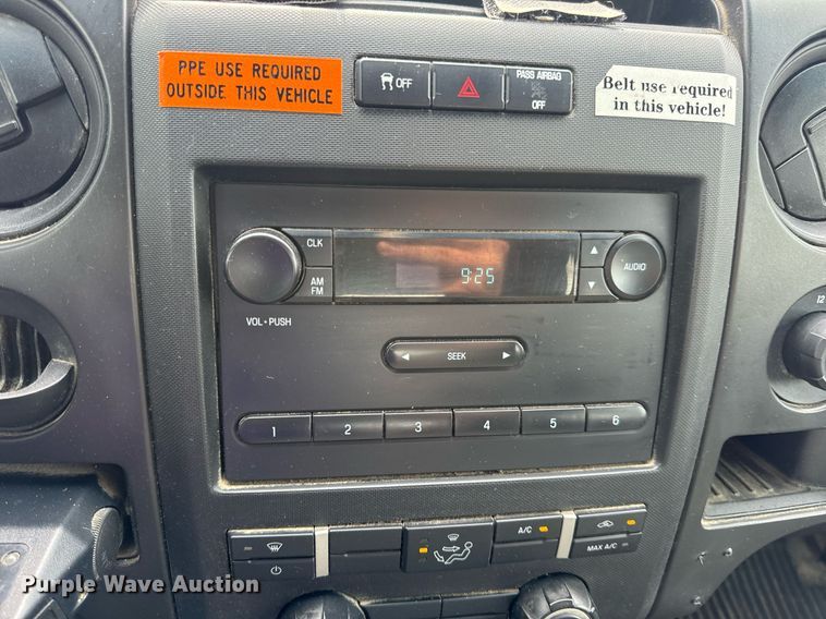 image for item DV1937 2014 Ford F150 XL SuperCab pickup truck