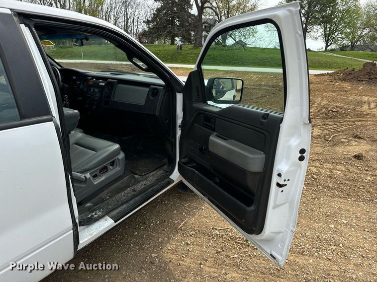 image for item DV1937 2014 Ford F150 XL SuperCab pickup truck