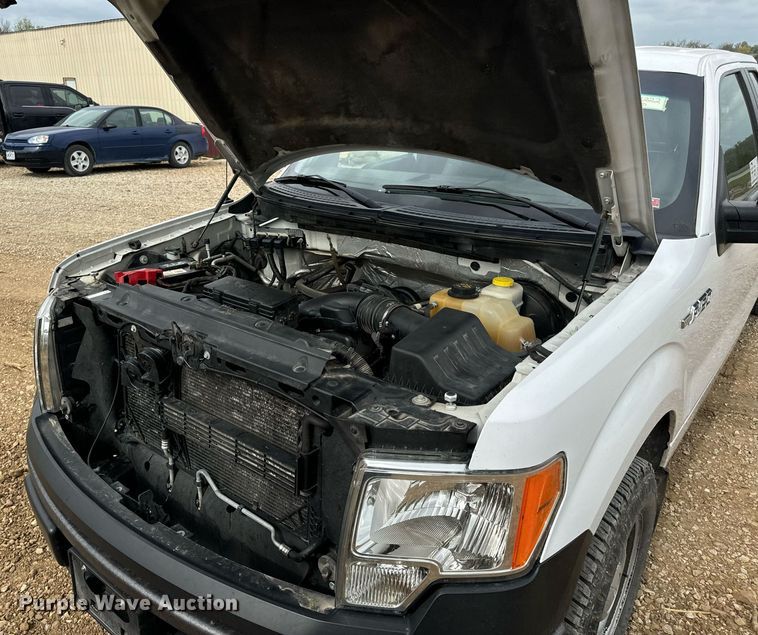 image for item DV1937 2014 Ford F150 XL SuperCab pickup truck