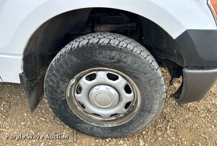 image for item DV1937 2014 Ford F150 XL SuperCab pickup truck