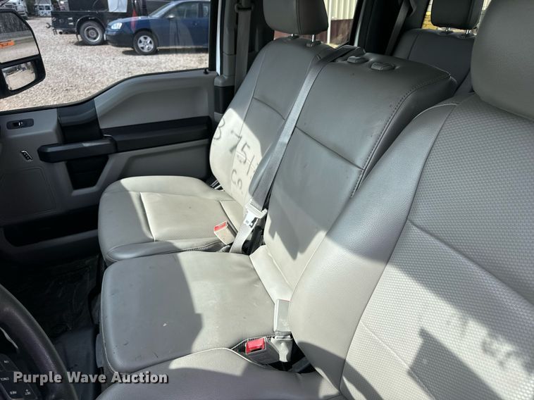 image for item DV1938 2018 Ford F150 XL SuperCab pickup truck