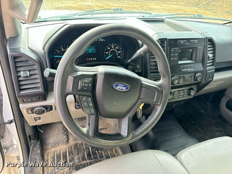 image for item DV1938 2018 Ford F150 XL SuperCab pickup truck