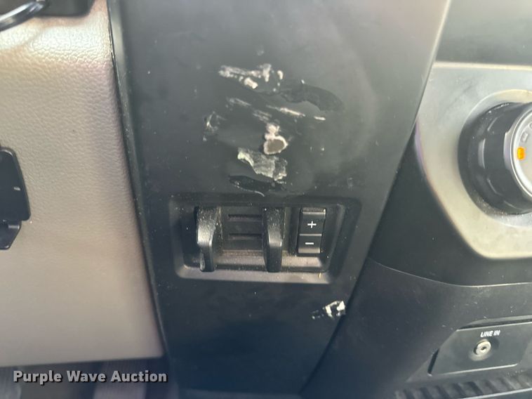 image for item DV1938 2018 Ford F150 XL SuperCab pickup truck