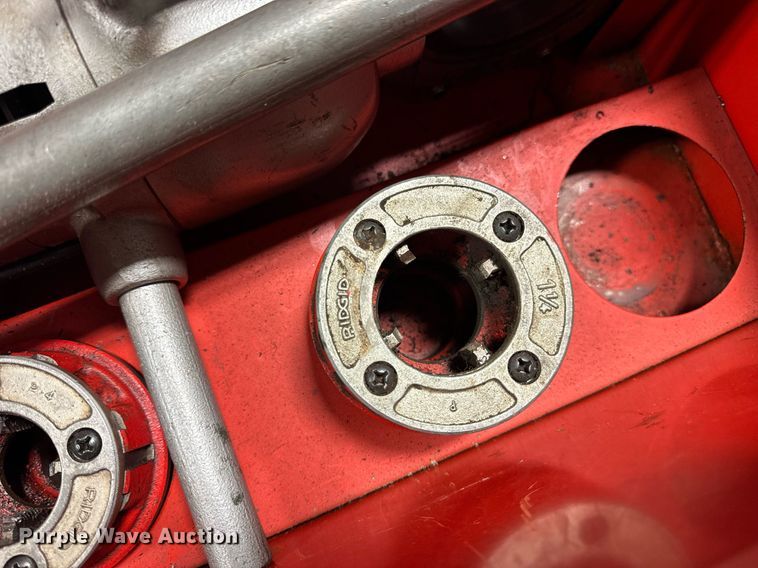 image for item DV1946 Ridgid pipe threader