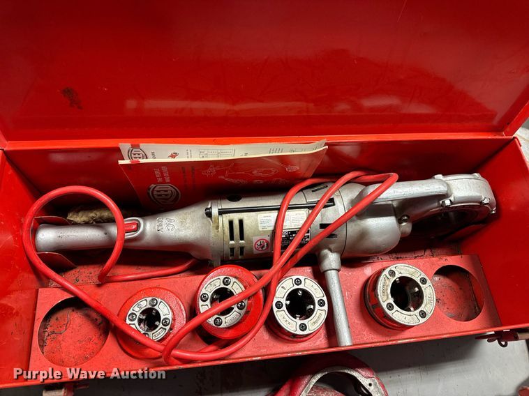 image for item DV1946 Ridgid pipe threader