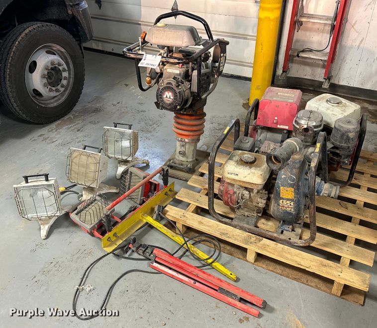 image for item DV1947 Tools