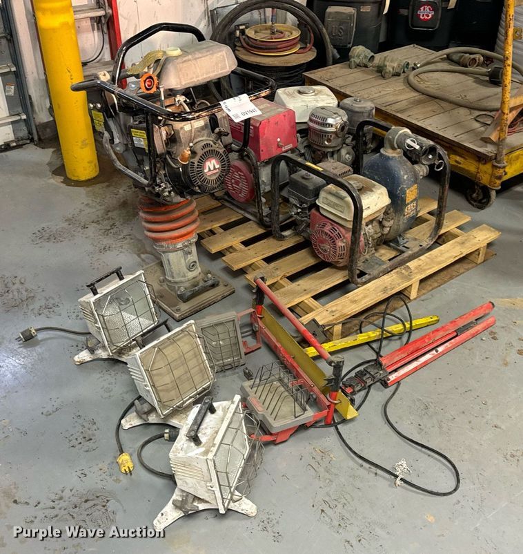 image for item DV1947 Tools