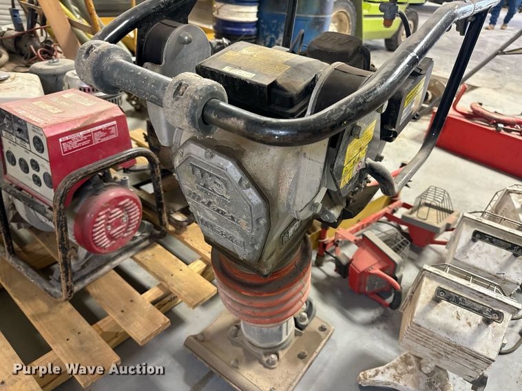 image for item DV1947 Tools