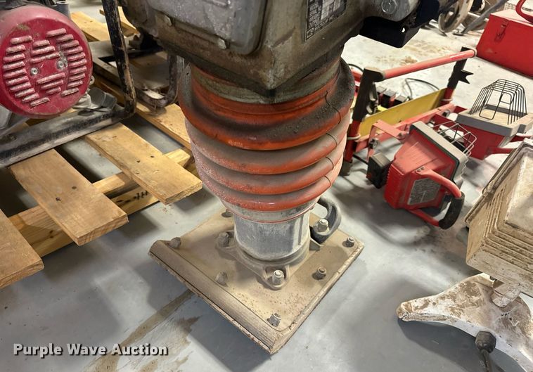 image for item DV1947 Tools