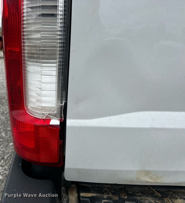 image for item DV1948 2017 Ford F250 Super Duty XL SuperCab pickup truck