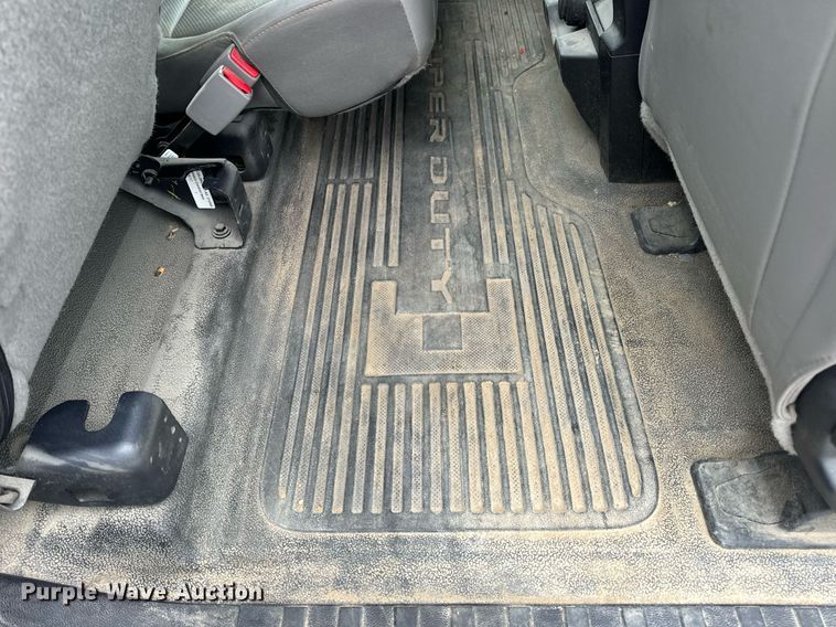 image for item DV1948 2017 Ford F250 Super Duty XL SuperCab pickup truck