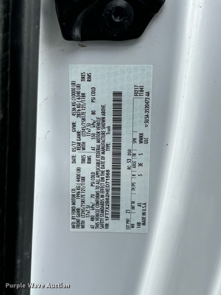 image for item DV1948 2017 Ford F250 Super Duty XL SuperCab pickup truck