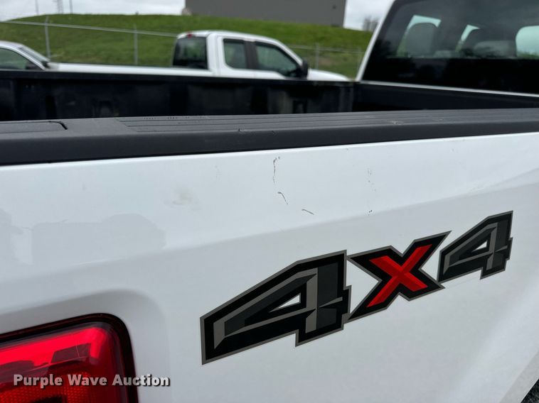 image for item DV1949 2017 Ford F250 Super Duty XL SuperCab pickup truck