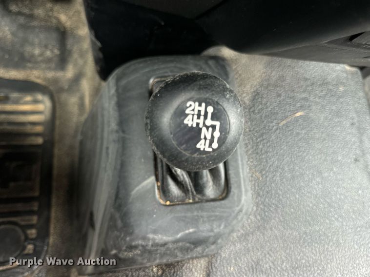 image for item DV1949 2017 Ford F250 Super Duty XL SuperCab pickup truck