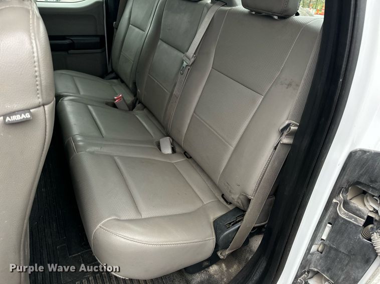 image for item DV1949 2017 Ford F250 Super Duty XL SuperCab pickup truck