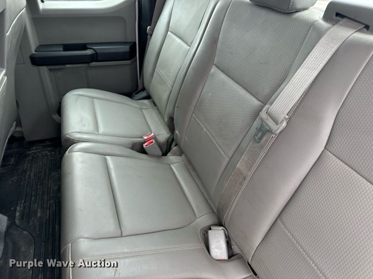 image for item DV1949 2017 Ford F250 Super Duty XL SuperCab pickup truck