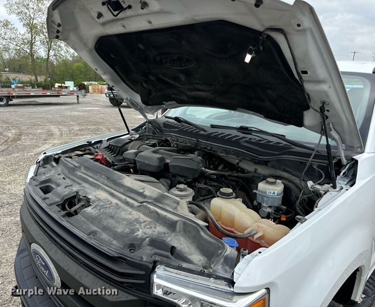 image for item DV1949 2017 Ford F250 Super Duty XL SuperCab pickup truck