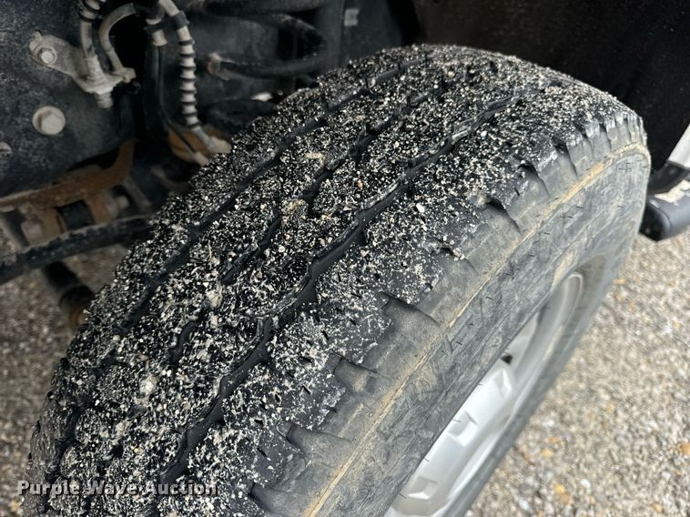 image for item DV1949 2017 Ford F250 Super Duty XL SuperCab pickup truck