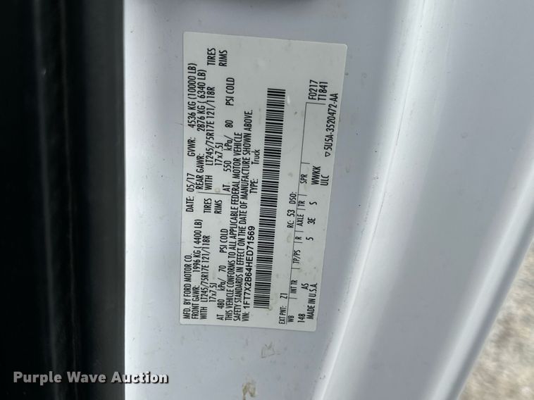 image for item DV1949 2017 Ford F250 Super Duty XL SuperCab pickup truck