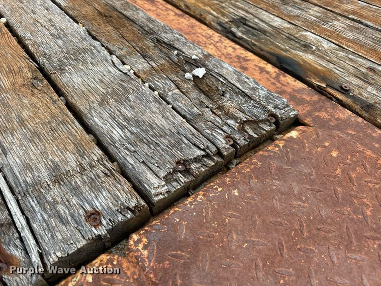 image for item DV1950 2000 Interstate 20DT equipment trailer