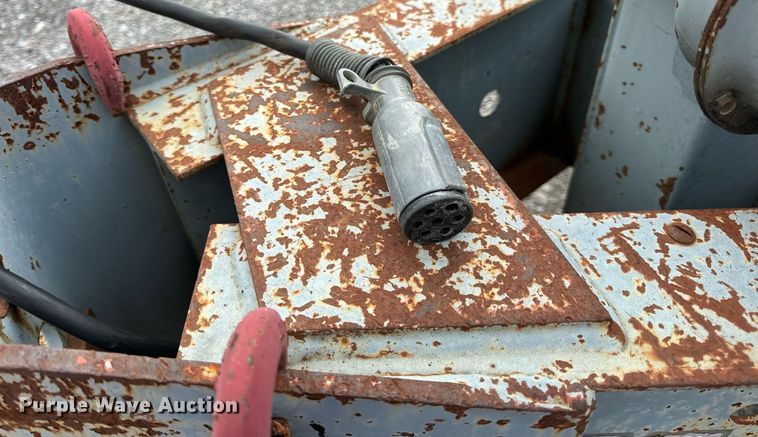 image for item DV1950 2000 Interstate 20DT equipment trailer