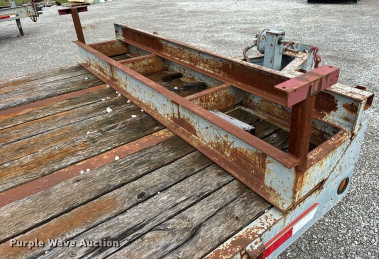 image for item DV1950 2000 Interstate 20DT equipment trailer