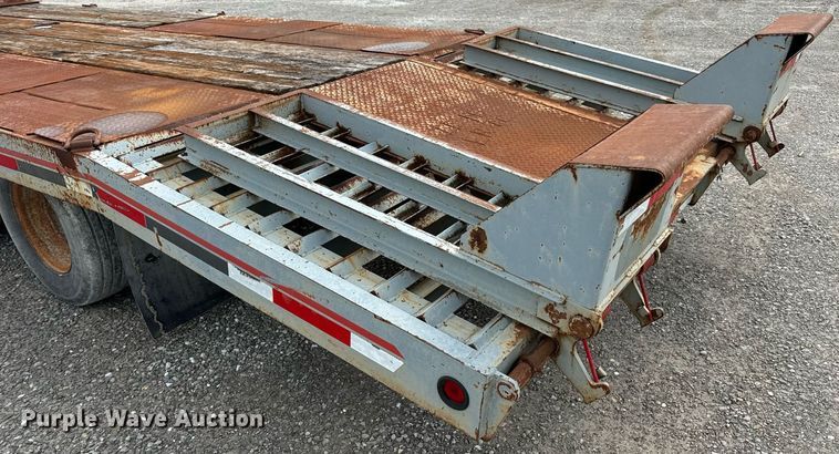 image for item DV1950 2000 Interstate 20DT equipment trailer