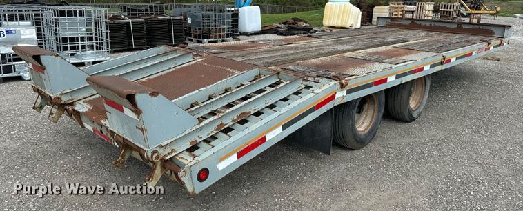 image for item DV1951 1997 Interstate 20DT equipment trailer