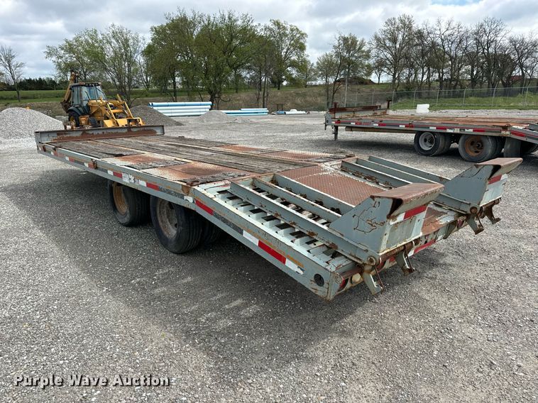 image for item DV1951 1997 Interstate 20DT equipment trailer