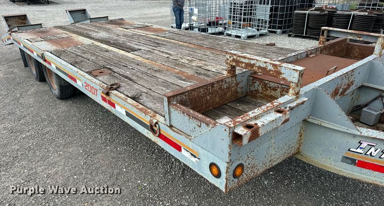 image for item DV1951 1997 Interstate 20DT equipment trailer