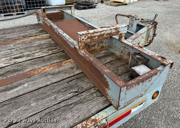 image for item DV1951 1997 Interstate 20DT equipment trailer