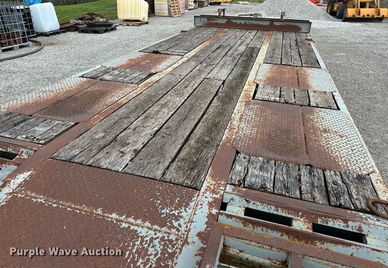 image for item DV1951 1997 Interstate 20DT equipment trailer